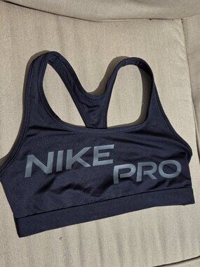 Nike Women's Pro Dri-Fit light support Sports Bra Med